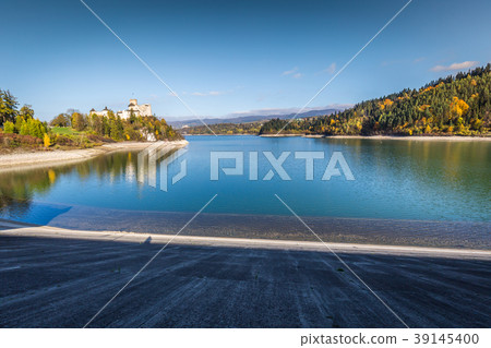 Beautiful view of Niedzica castle, Poland, Europe 39145400