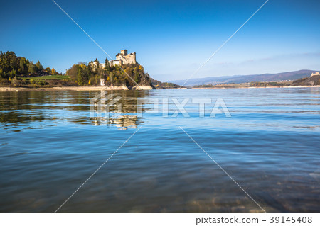 Castle on the lake in Niedzica, Poland 39145408