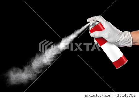 spray can of insecticide 39146792