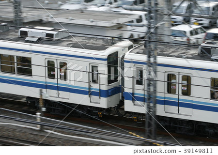 東武野田線8000系列中間車駕駛室拆卸車 平滑 照片素材 圖片 圖庫
