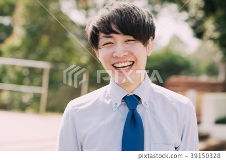 Smiling businessmen Smiling businessmen 39150328