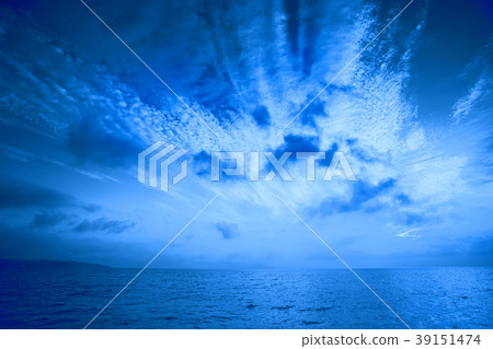 Early morning, sunrise over sea. Blue colored 39151474