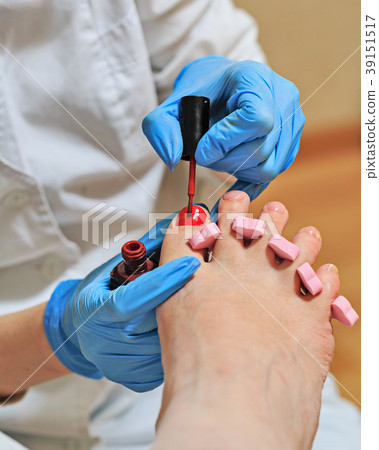 Chiropody 39151517