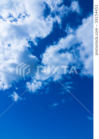 March sky and clouds March sky and clouds 39154451