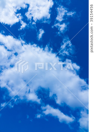 三月天空和雲彩 39154456