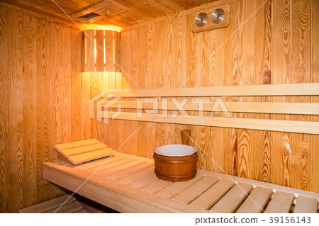 Interior of a wooden bed in a home sauna 39156143