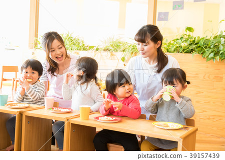 Nursery nursery nursery nursery 39157439