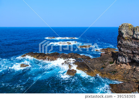 Ikishima Island Makizaki Park Smile Gorilla Rock [長崎縣贊岐市] 39158305