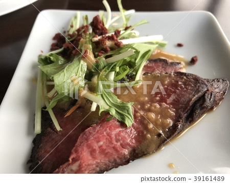 roast beef  39161489