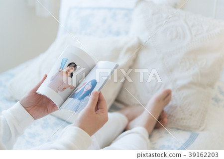 Female portrait 39162203