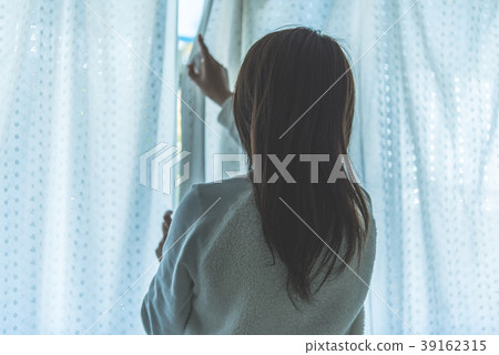 Female portrait 39162315