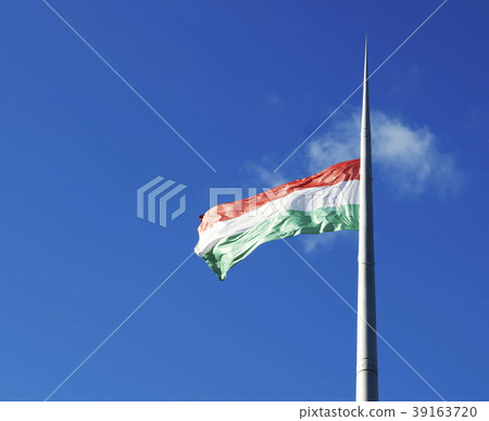 Hungarian flag on the mast Hungarian flag on the mast 39163720