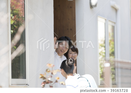 女兒上學 39163728