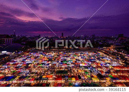 Night Market in Bangkok, Thailand 39168115