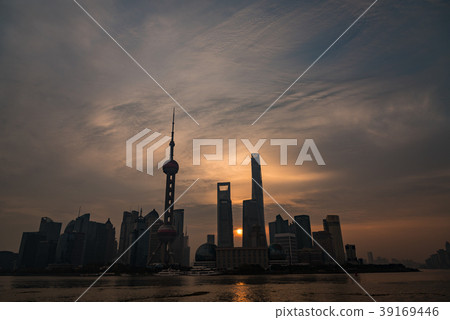 中國摩天大樓的曙光，上海 39169446