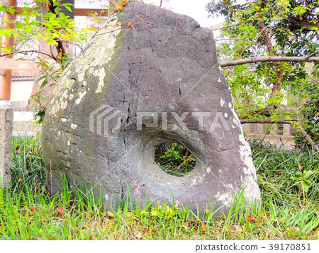 Fulfillment stone of Kichijoji 39170851