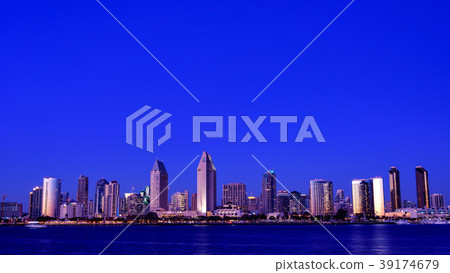 街市聖地亞哥魔術小時夜視圖 39174679