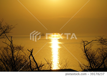 Ako Misaki sunrise 39178237