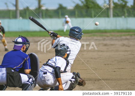 High school baseball game landscape 39179110