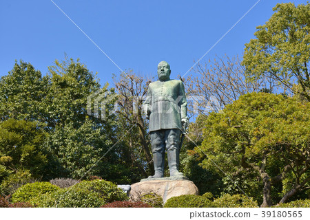 Takamori Saigo statue 39180565