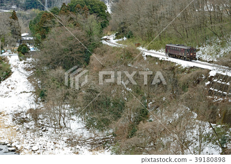 Watarase Valley Journey along the railroad 39180898