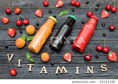 Three bottles of juice, fruit 39181186