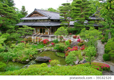 Yoshikien / Japanese Garden (Nara City, Nara Prefecture) 39182320