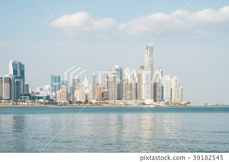 Skyline of Panama City - skyscraper buildings  39182545