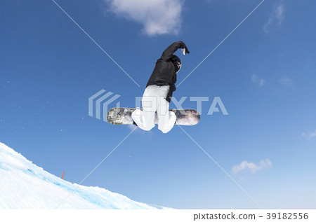 滑雪板女性跳甲魚劫掠 39182556