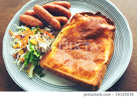 烤麵包早餐午餐 烤麵包早餐午餐 39183036