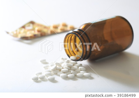 Medicine image 39186499