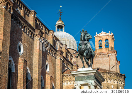Basilica di San Giovanni e Paolo in Venice 39186916