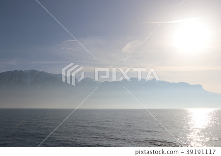 Vevey landscape in Switzerland with sun n mountain Vevey landscape in Switzerland with sun n mountain 39191117