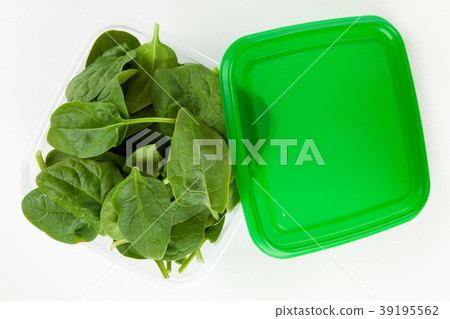 Baby spinach leaves Baby spinach leaves 39195562