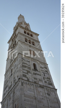 Ghirlandina Modena Unesco 39195624