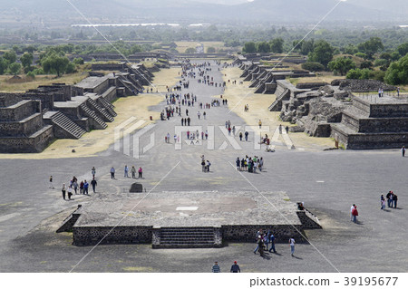 View dead avenue from the pyramid of the moon View dead avenue from the pyramid of the moon 39195677