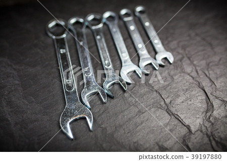 Open-end wrench set 39197880