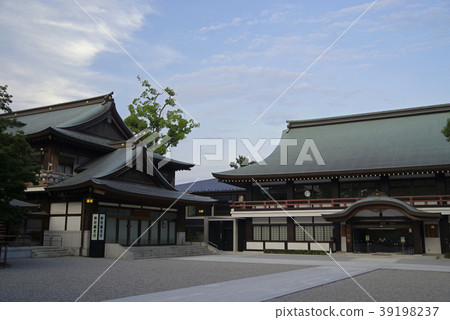 神奈川縣Samukawa Shrine Company辦公室 神奈川縣Samukawa Shrine Company辦公室 39198237