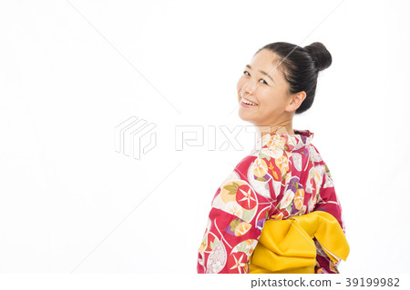 A woman in a yukata A woman in a yukata 39199982