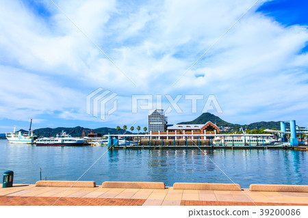 Sasebo Port Manzu, Ayase wharf [Sasebo City, Nagasaki Prefecture] 39200086