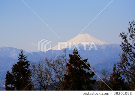 Mt. Fuji from Mt. Keishin 39201098