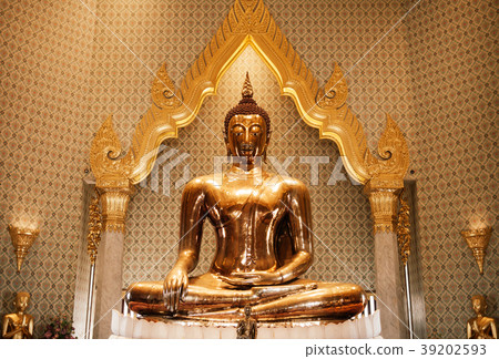 Pure gold Buddha sculpture at Wat Trimitr Bangkok Pure gold Buddha sculpture at Wat Trimitr Bangkok 39202593