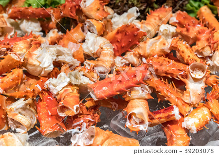 alaskan king crab and seafood on ice alaskan king crab and seafood on ice 39203078