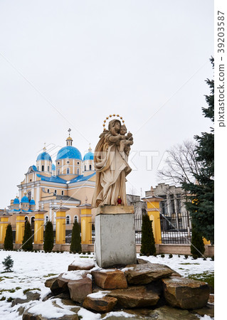 Church of the descent of the Holy spirit 39203587