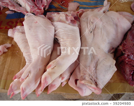豬腳,豬臉(瑯勃拉邦/老撾) 豬腳,豬臉(瑯勃拉邦/老撾) 39204980