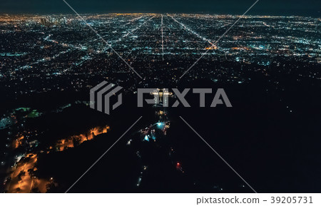 Aerial view of Los Angeles from behind Griffith 39205731