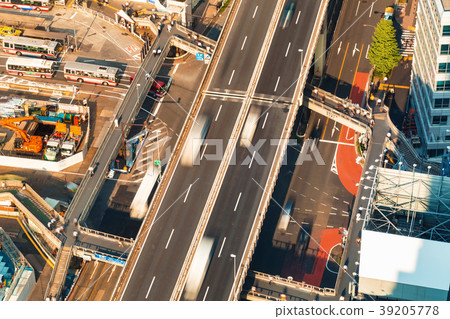 Aerial view of an elevated highway in Tokyo Aerial view of an elevated highway in Tokyo 39205778