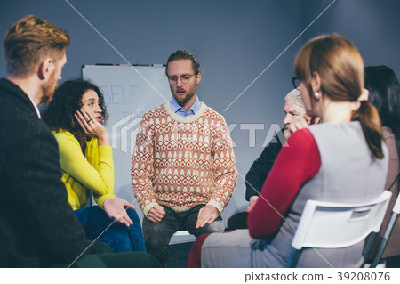 Coach and support group during psychological Coach and support group during psychological 39208076