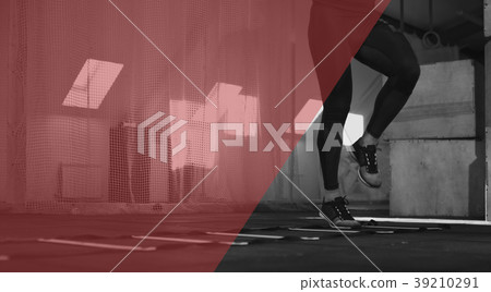 Close-up - Young muscular man working out in gym 39210291