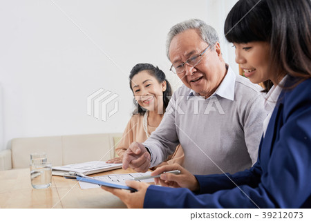 Discussing Interior Project with Designer 39212073